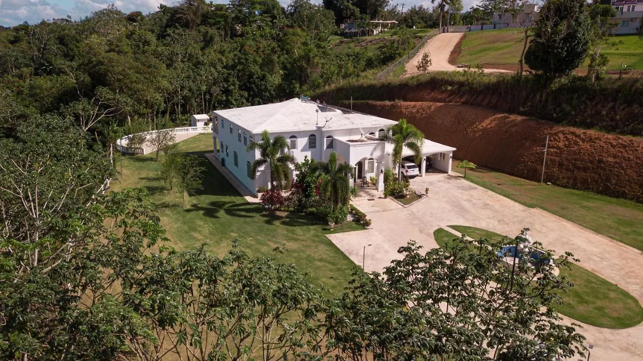 Hacienda Casablanca Moca Villa