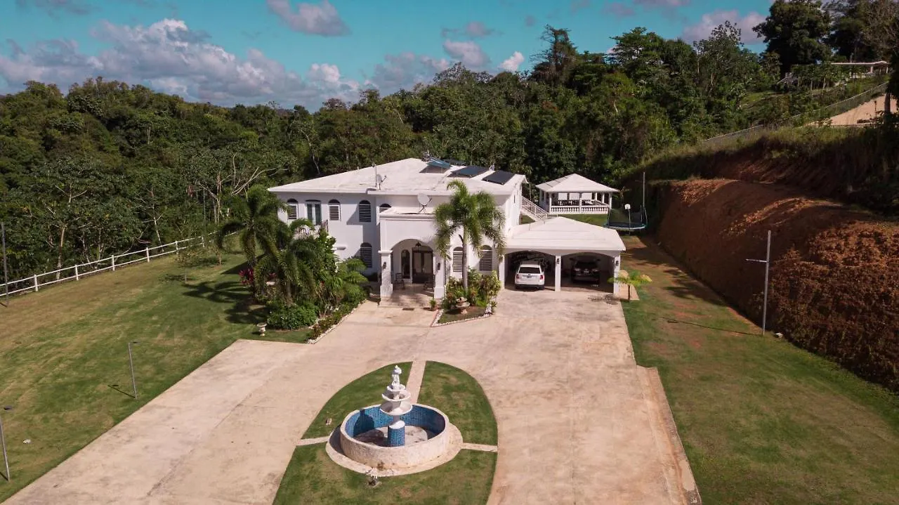 Hacienda Casablanca Moca Villa