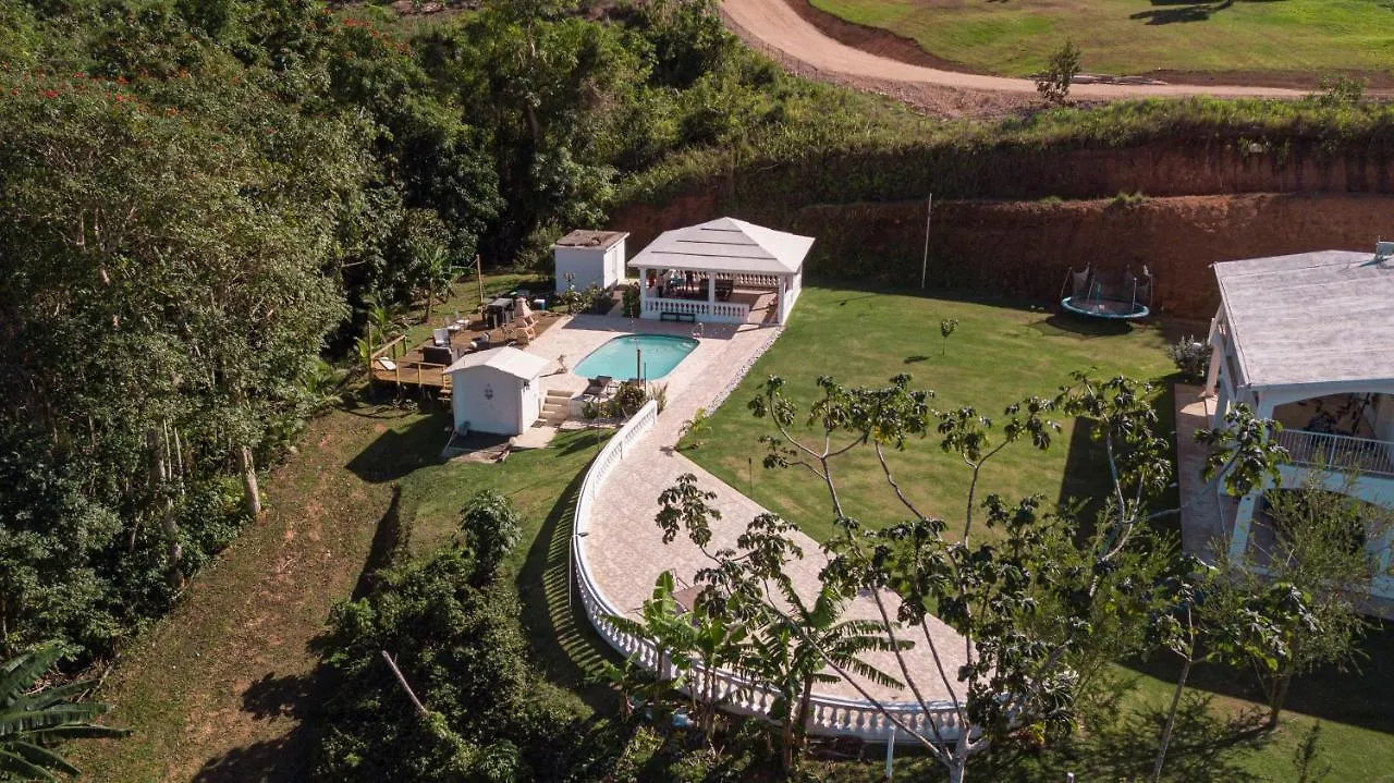 Hacienda Casablanca Moca Villa