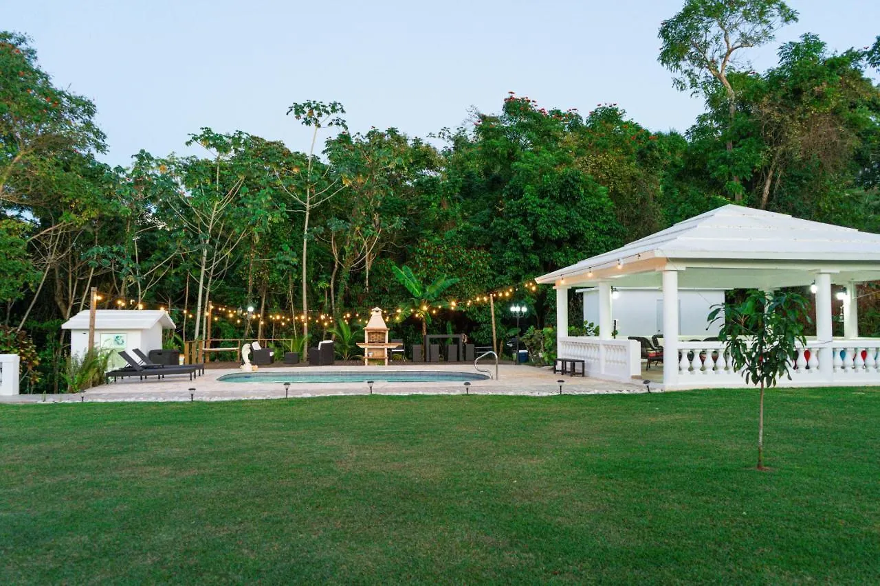 Hacienda Casablanca Moca 빌라